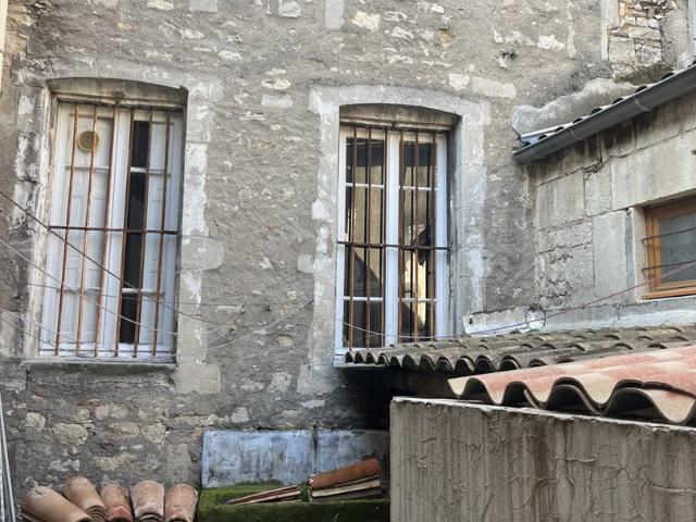 Immeuble centre ville Nimes