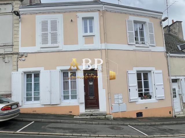 Immeuble Châteaudun 4 logements
