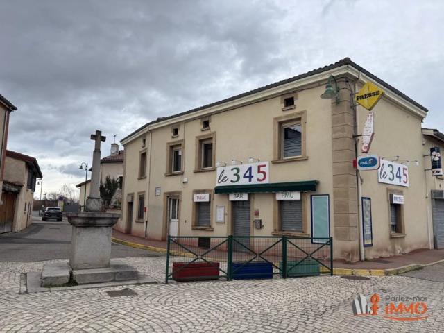 Immeuble commerce+appartements