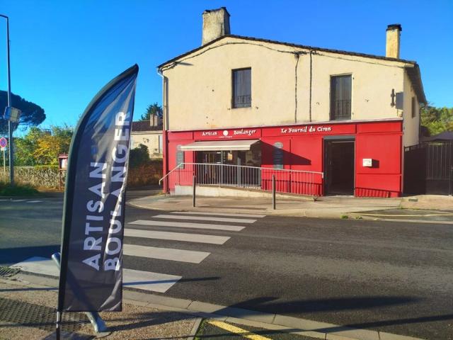 IMMEUBLE COMMERCIAL + BOULANGERIE À VENDRE – Cérons