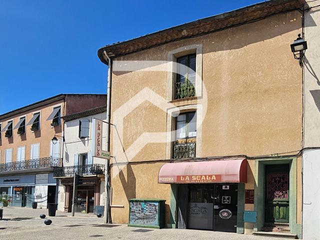 Immeuble commercial de caractère en coeur de ville