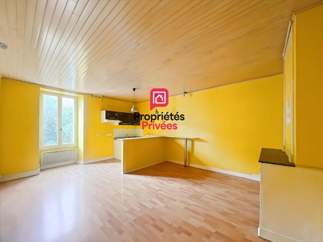 Immeuble composé de 2 appartements
