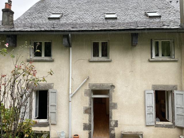 IMMEUBLE COEUR DE VILLAGE