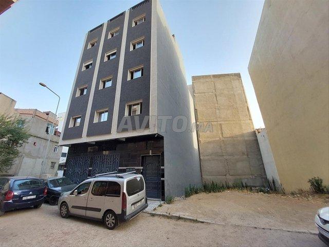 Immeuble de 4 étages à vendre