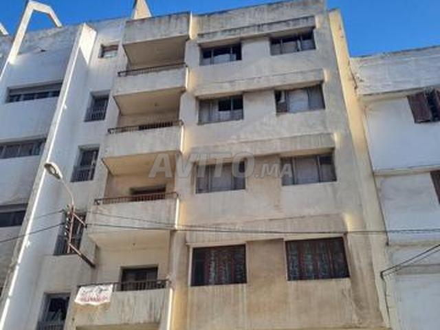 Immeuble de 4 etages semi fini à vendre