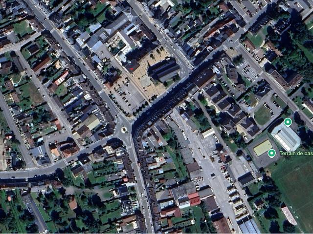 Immeuble de 73m2 en location avec partie commerciale