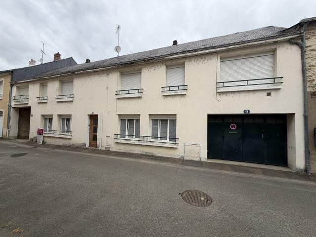 Immeuble de 189m2 pour investir à Laval 53
