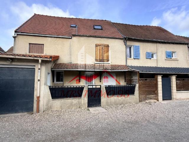 Immeuble de 2 maisons de ville à VÉMARS