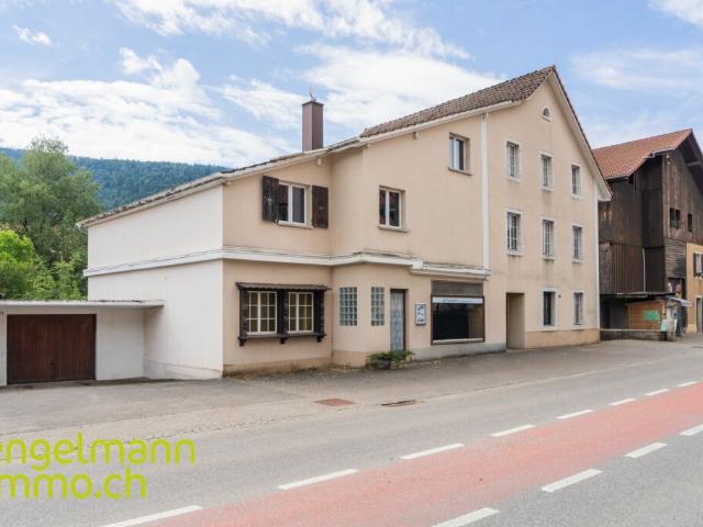 Immeuble de 2 appartements + surface commerciale / 2 Familienhaus mit Geschäftsfläche