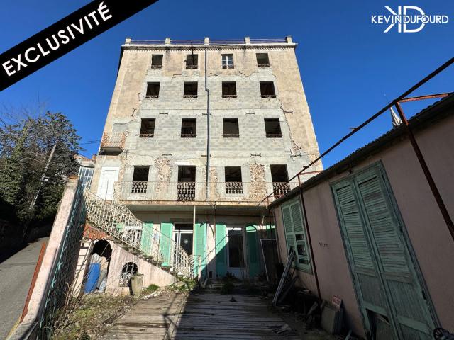 Immeuble de 300m² A RENOVER à VALS LES BAINS