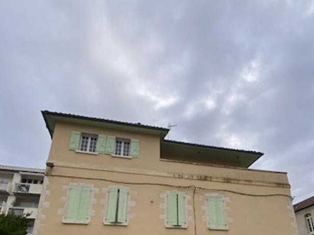Immeuble de 340 m2 situé en hyper centre d'Auch