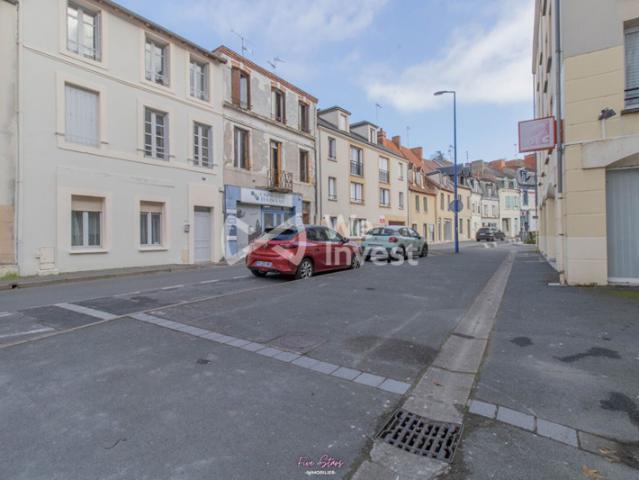 Immeuble de 350 m² habitables sur deux bâtiments