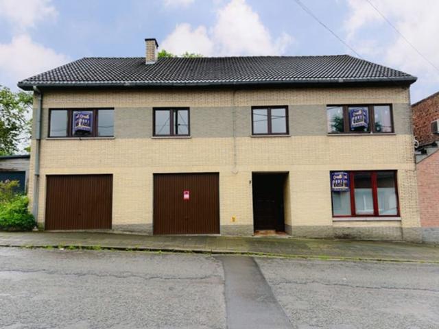 Immeuble de 3 appartements + 3 GARAGES