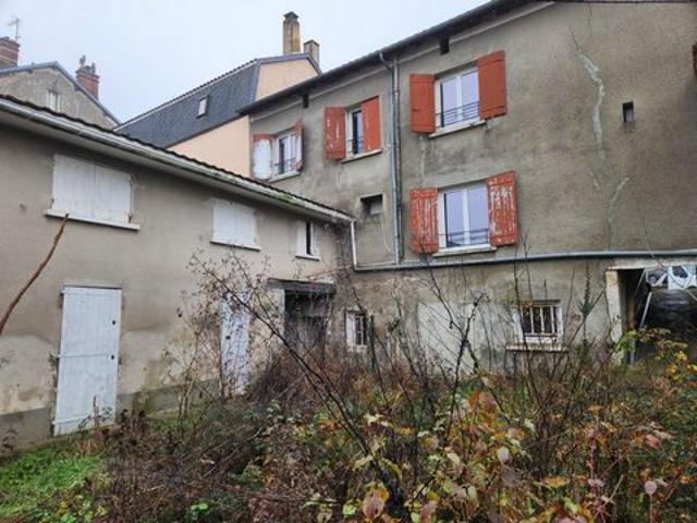 Immeuble de 3 appartements à finir de rénover