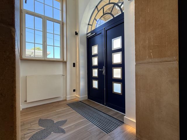 Immeuble de bureaux d’exception de 360 m2 avec parking privatif Châtel Saint Germain