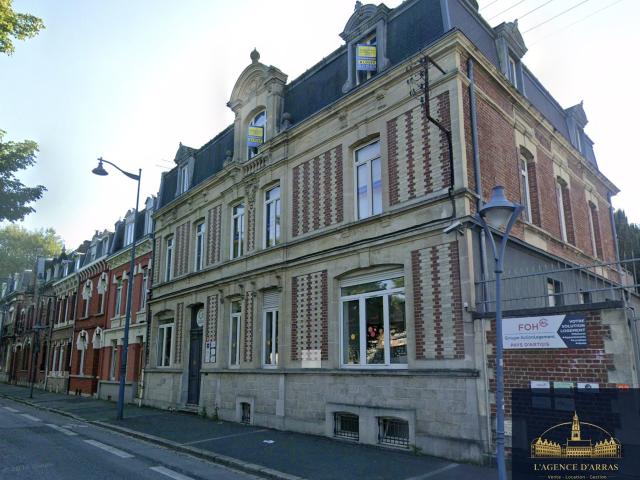 IMMEUBLE DE BUREAUX HYPER CENTRE ARRAS 500 m2 EMPLACEMENT PREMIUM