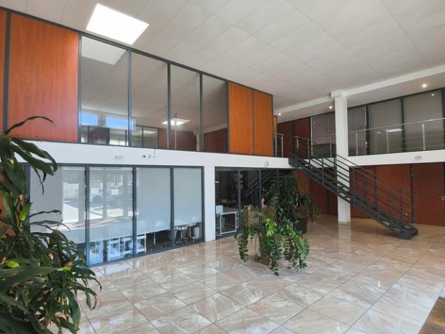 IMMEUBLE DE BUREAUX INDÉPENDANT 701 m² MONTPELLIER PARC 2000 FORT RENDEMENT