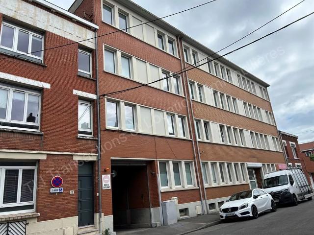 IMMEUBLE DE BUREAUX