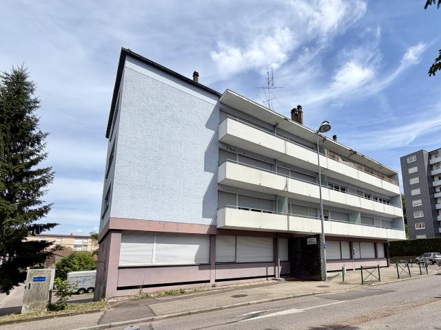 Immeuble de rapport au centre ville de Saint Avold 815 m2 9,6% de rentabilité possible