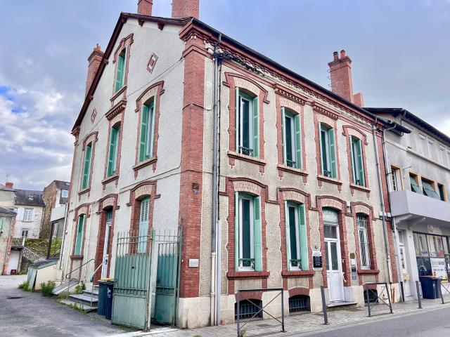 IMMEUBLE DE RAPPORT AVEC DU CARACTÈRE ET DU POTENTIEL, TARBES
