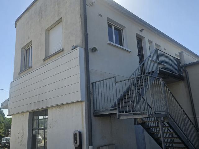 Immeuble de rapport avec local commercial loué Excellent potentiel locatif