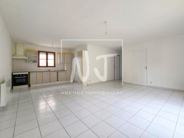 Immeuble de rapport à Bouchemaine proche bord de Maine 138m² Bouchemaine