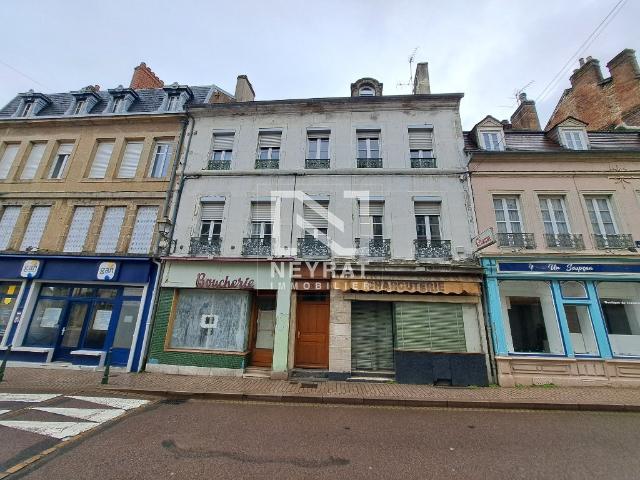 IMMEUBLE DE RAPPORT À FORT POTENTIEL