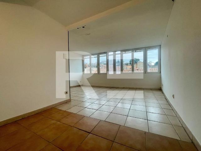 Immeuble De Rapport à Nîmes Quartier Vauban 161m² Nîmes