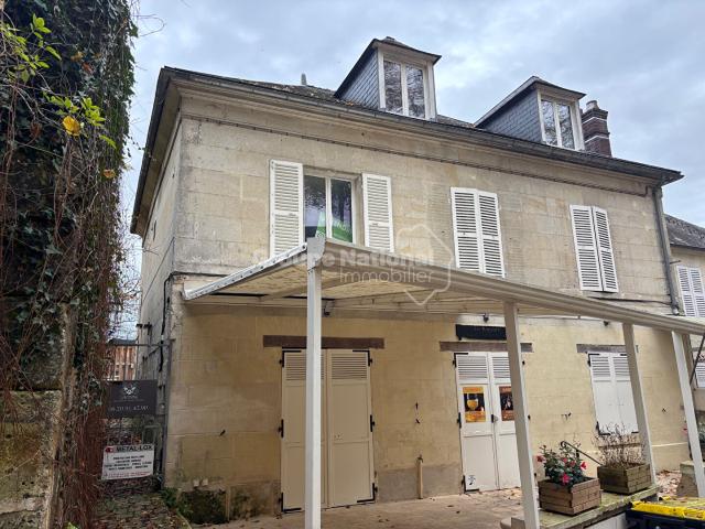 Immeuble de rapport à Pierrefonds
