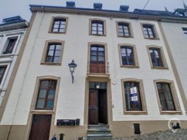 Immeuble de rapport à vendre à Bouillon 6830