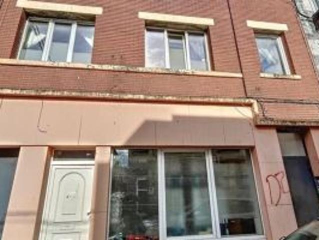 Immeuble de rapport à vendre à Marcinelle 6001