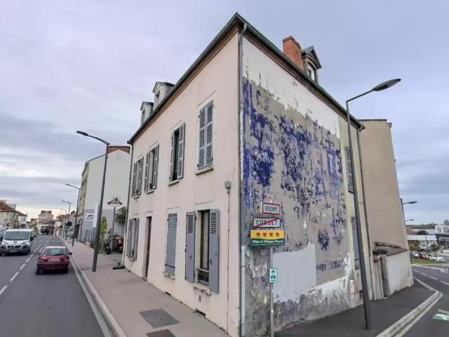 IMMEUBLE DE RAPPORT A VICHY
