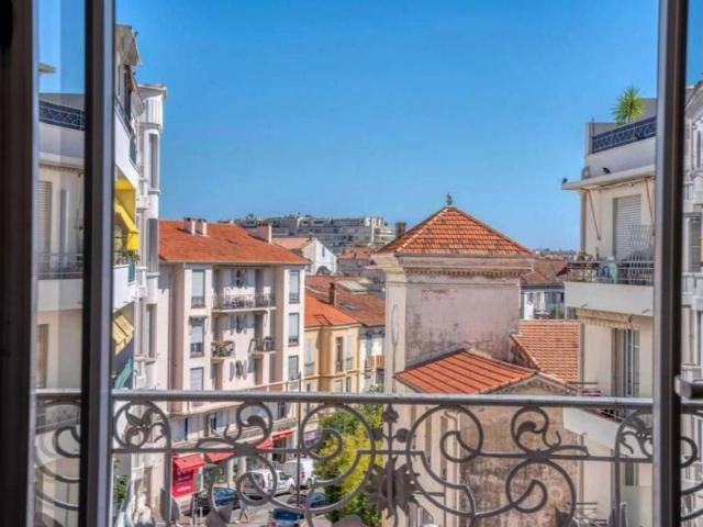IMMEUBLE DE RAPPORT – CANNES PRADO RÉPUBLIQUE – 6,87 % NETTE