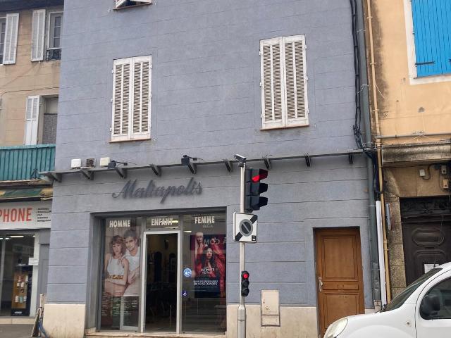 Immeuble de rapport Centre ville de Marignane Forte rentabilité