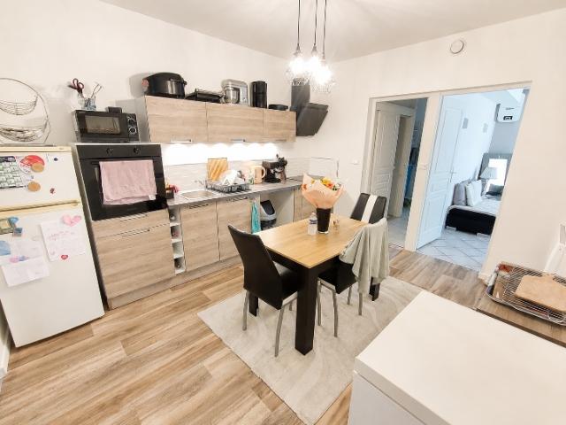Immeuble de rapport composé de 2 appartements indépendants