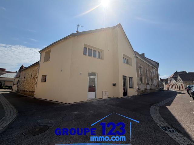 Immeuble de rapport entièrement rénové Deux appartements ind. 142m² Appoigny