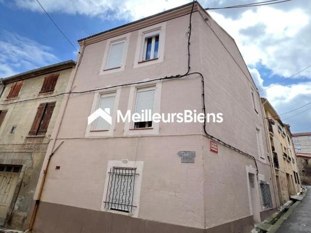 Immeuble de rapport 113 m² à Prades avec 2 studios et 2 F3