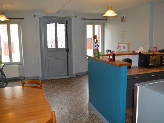 IMMEUBLE DE RAPPORT 3 APPARTEMENTS