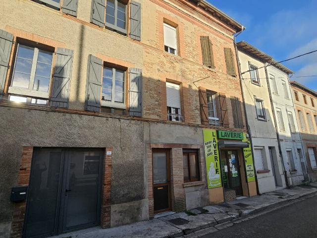 IMMEUBLE DE RAPPORT 3 LOTS RENTABILITE et POTENTIEL D'OPTIMISATION