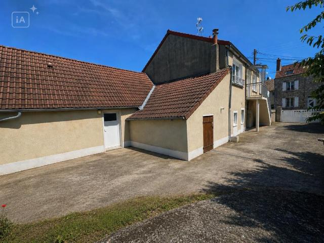 Immeuble de rapport – 3 logements – 133 m² – 209 000 €