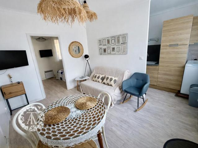 Immeuble de rapport 4 appartements meublés: Amélie Les