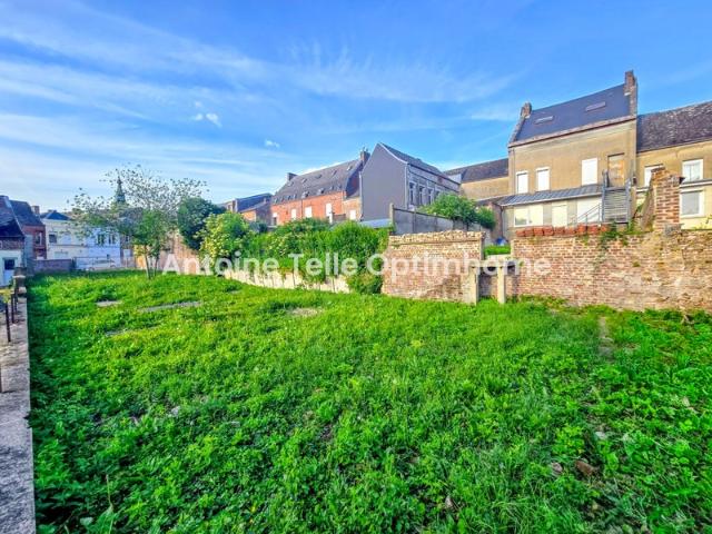 Immeuble de rapport 4 logements + terrain à batir – Centre ville Le Cateau Cambrésis 59360