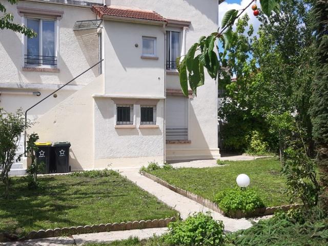 IMMEUBLE DE RAPPORT — 6 LOTS — MONOPROPRIÉTÉ — RENTABILITÉ NETTE 5,99 % Le Blanc Mesnil 93150