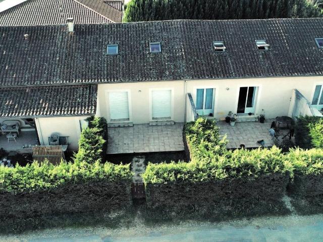 Immeuble de Rapports locatifs de 5 appartements avec jardins et terrasses