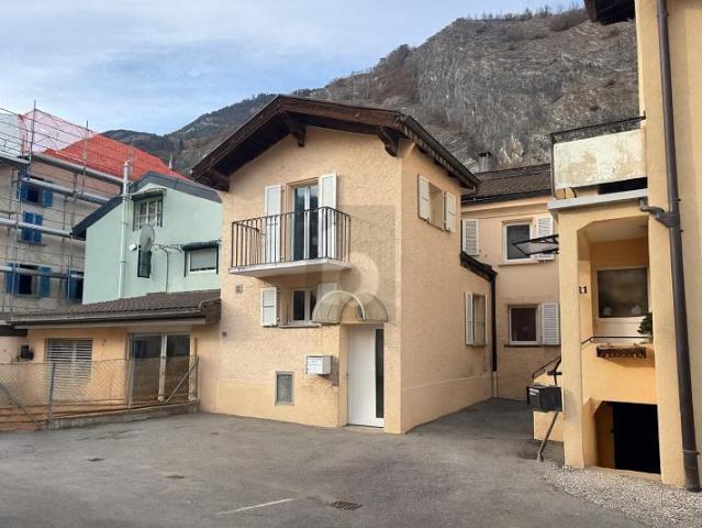 IMMEUBLE DE RENDEMENT À 4% AU VIEUX VILLAGE