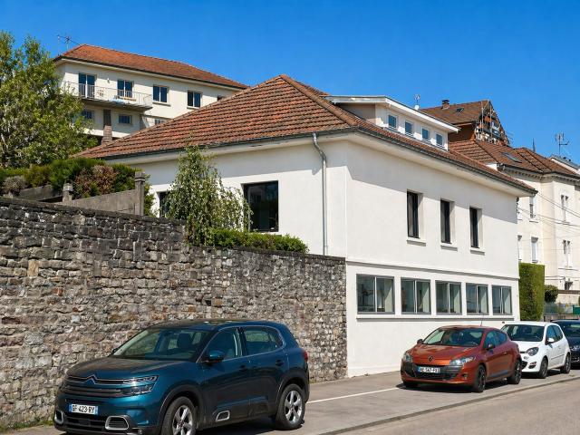 Immeuble d'habitation de 2 logements rénové 278m² Epinal