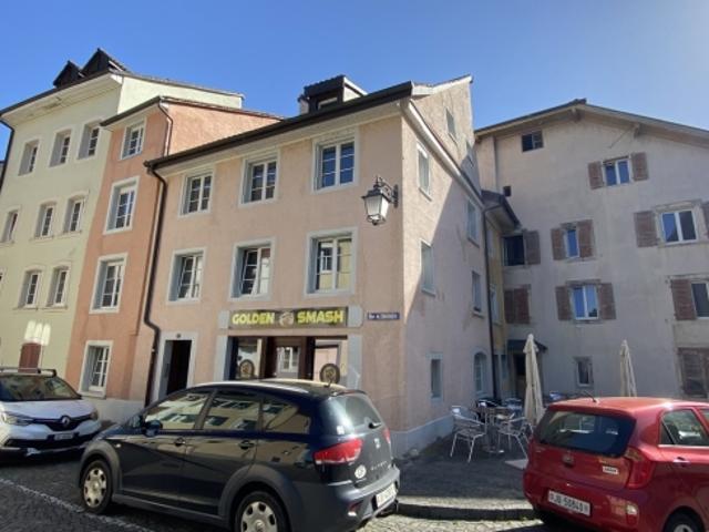 Immeuble disposant de 6 appartements et d'une surface commerciale