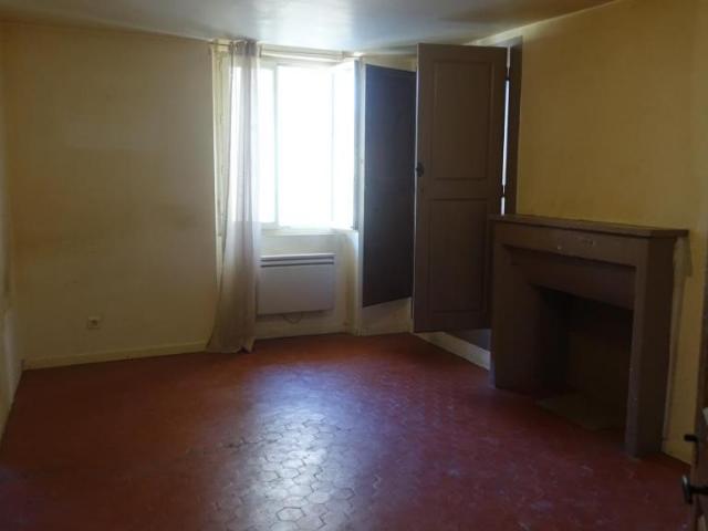 Immeuble en vente à Mézel, Provence Alpes Côte d'Azur, 138450€