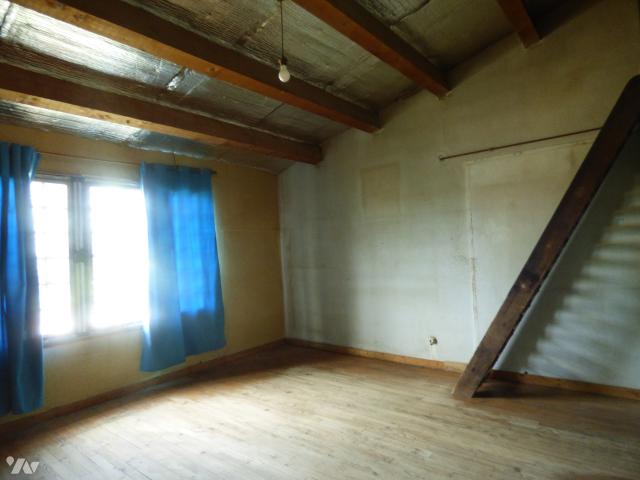 Immeuble en vente à Montbrison sur Lez, Auvergne Rhône Alpes, 288900€