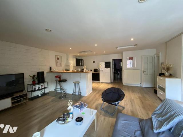 Immeuble en vente à Naives Rosières, Grand Est, 169300€